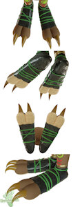 Garbage Monster Feet by RourooBoy